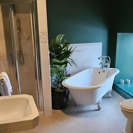 3 Bedroom Retreat - Sleeps 6 - Pet Friendly * Cashel (Tipperary)