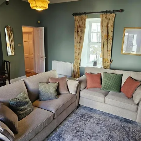 3 Bedroom Retreat - Sleeps 6 - Pet Friendly Cashel (Tipperary)